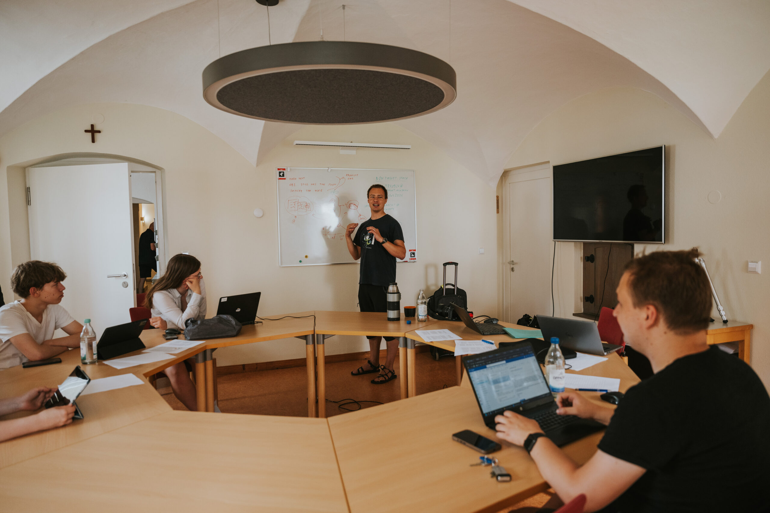 Does AI Think Like a Scientist workshop