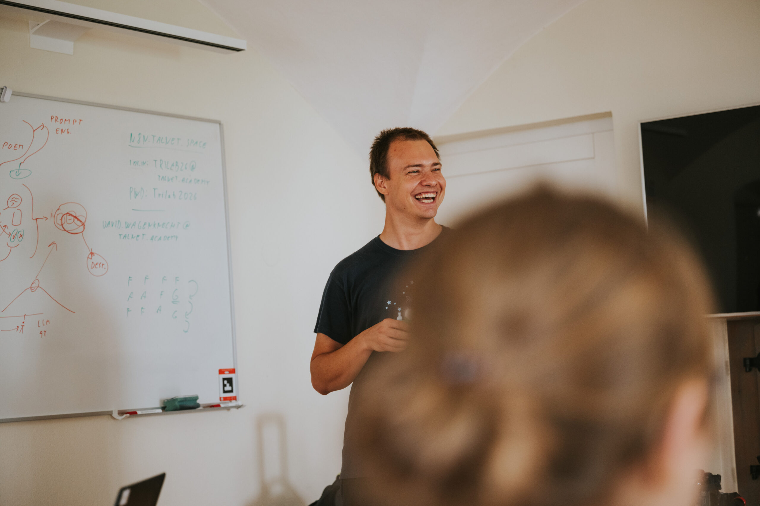 Does AI Think Like a Scientist workshop